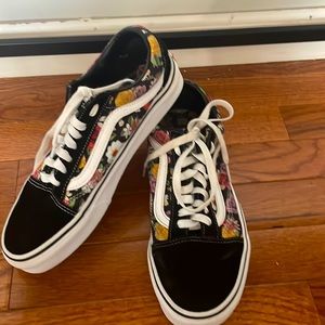 Low top black floral vans